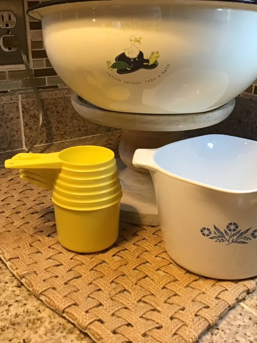 Retro Kitchen Decor